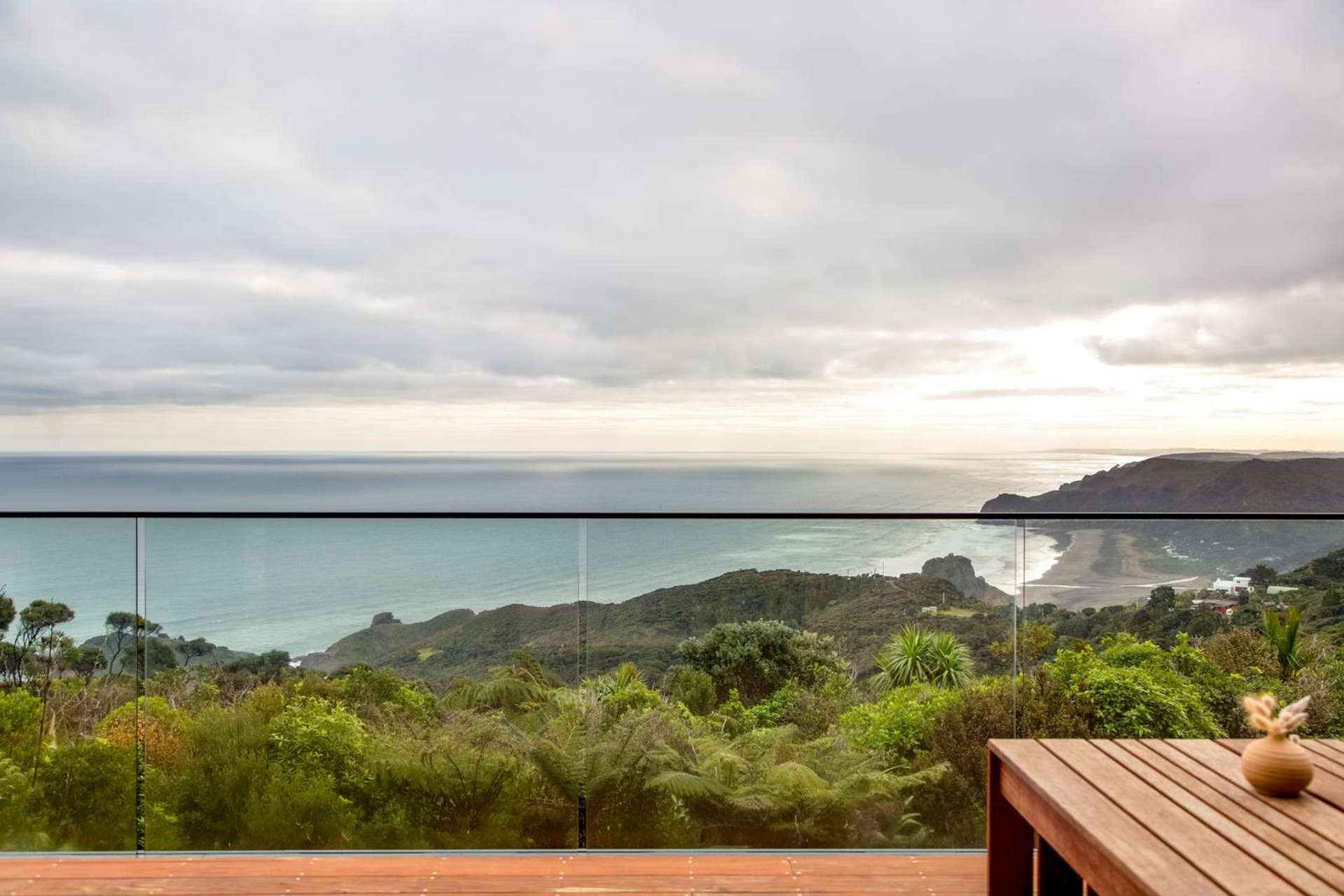 25 Te Ahuahu Road Piha_0