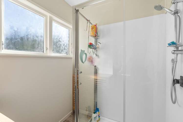 39 President Avenue Papakura_14