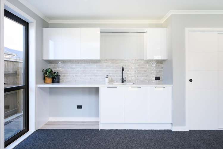 10 Kanzan Grove Feilding_18