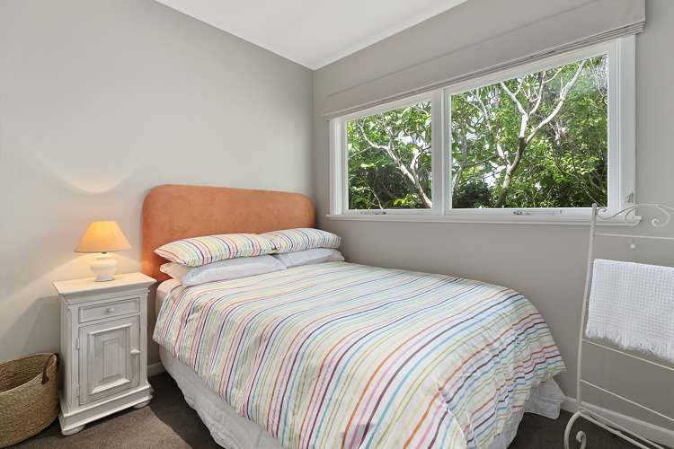 11a Lochiel Road Khandallah_10