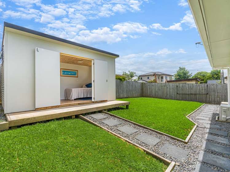 22 Roberts Road Te Atatu South_18