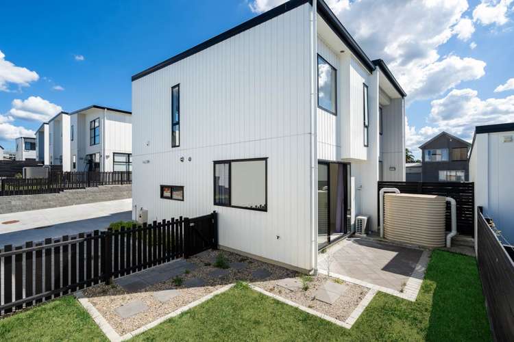 16 Tihema Lane Westgate_12