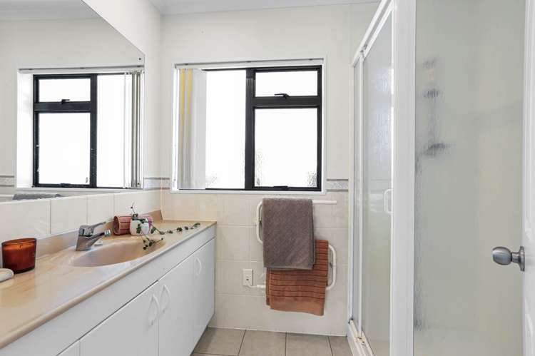 28 Hobsonville Road West Harbour_12