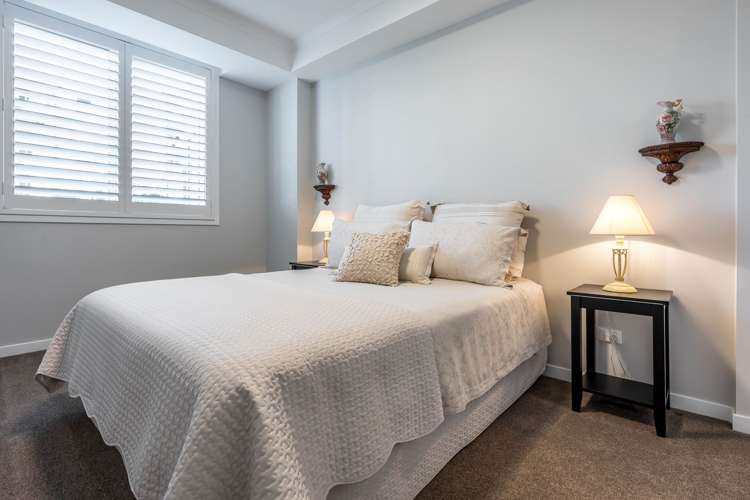 140 Eaves Bush Parade Orewa_13