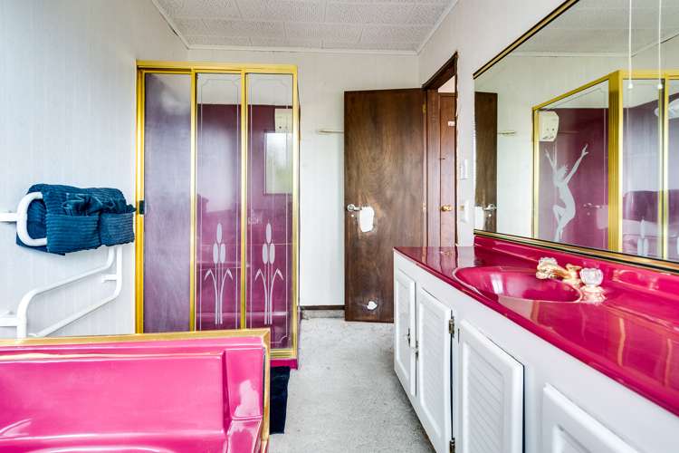 13 Donegal Crescent Tamatea_16