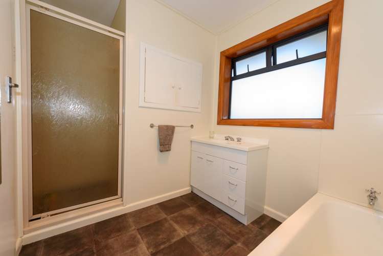 187 Millers Road Gebbies Valley_19