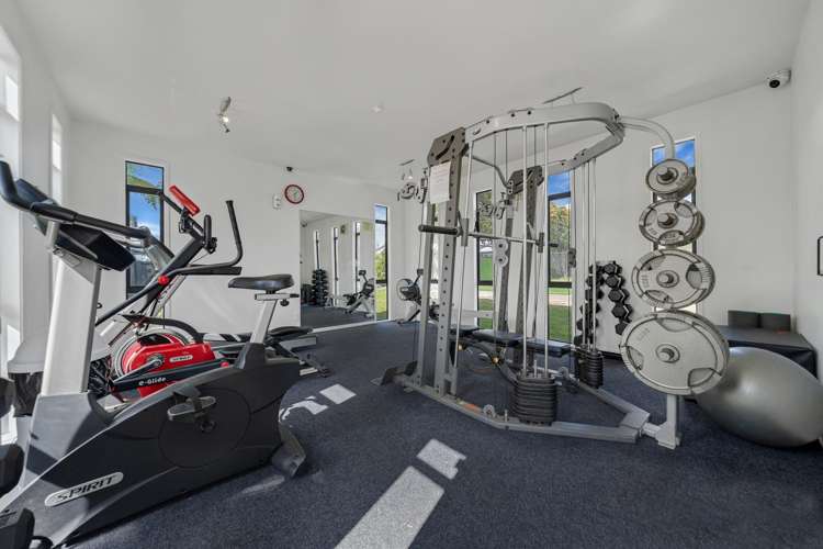 57/2 Armoy Drive East Tamaki_28