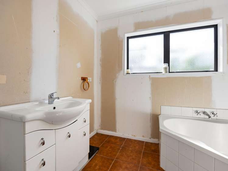 122 Dominion Road Nawton_13