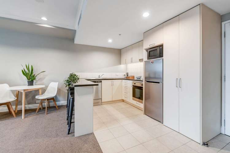 210/9-17 Byron Avenue Takapuna_5