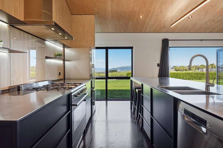 42/361 Central Road Hamurana_5