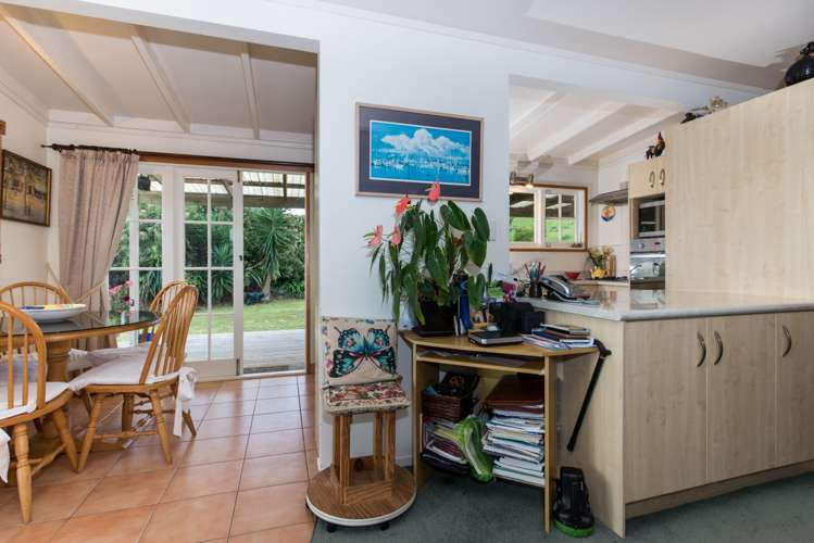 865 Wilson Road South Head_21