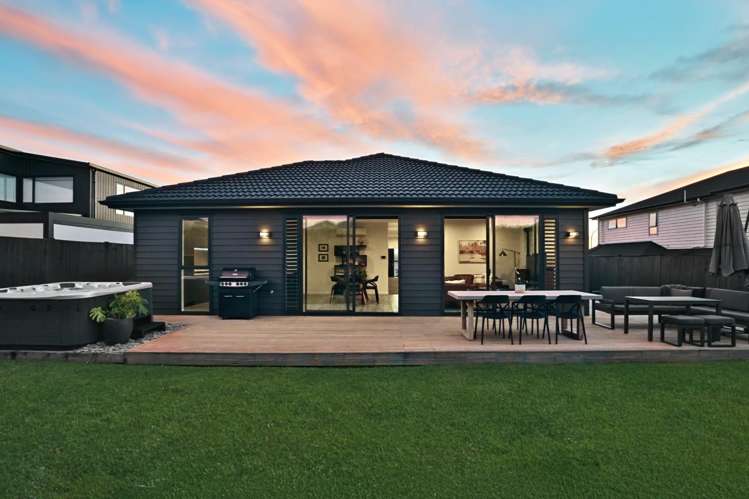 58 Eighth View Avenue Beachlands_17