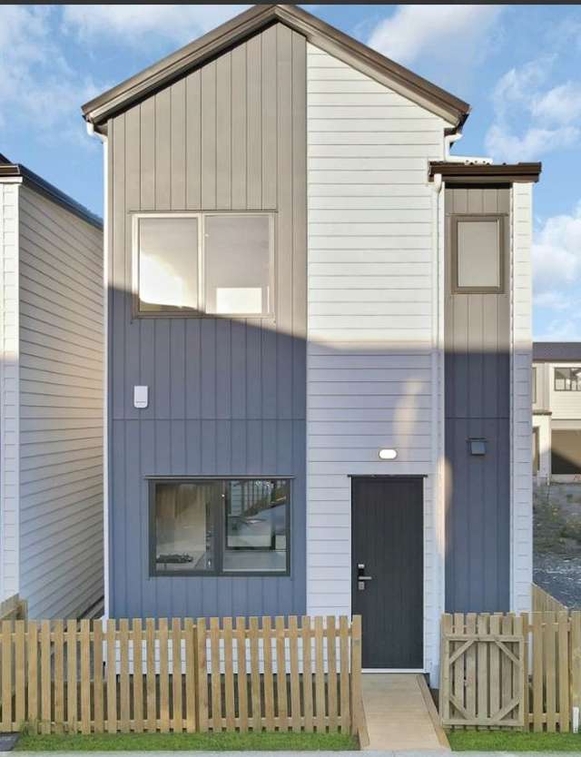 4 BEDROOM HOUSE RENT ON WHARE KAURI RD , PAPAKURA