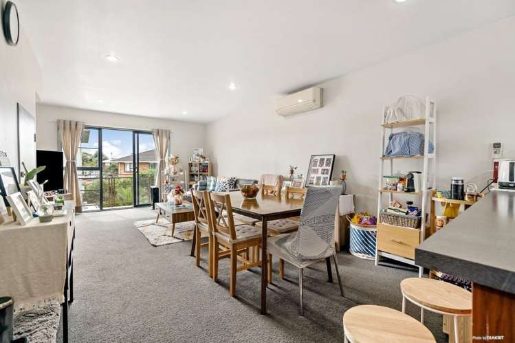 6/42 Holly Street Avondale_2