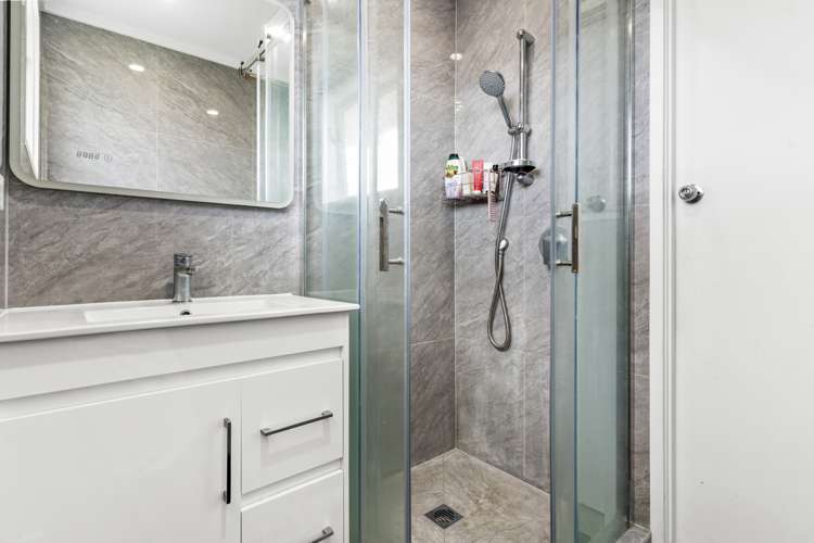 13 Parker Crescent Otara_10