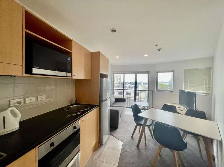 614/421 Queen Street 10015_2