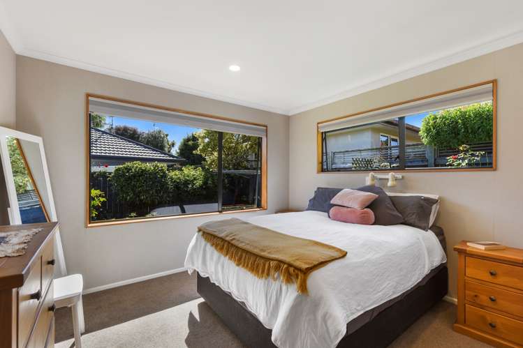 8 Pepper Tree Way The Wood_12