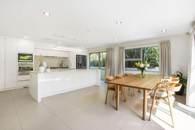 6 Tuatini Place Long Bay_4