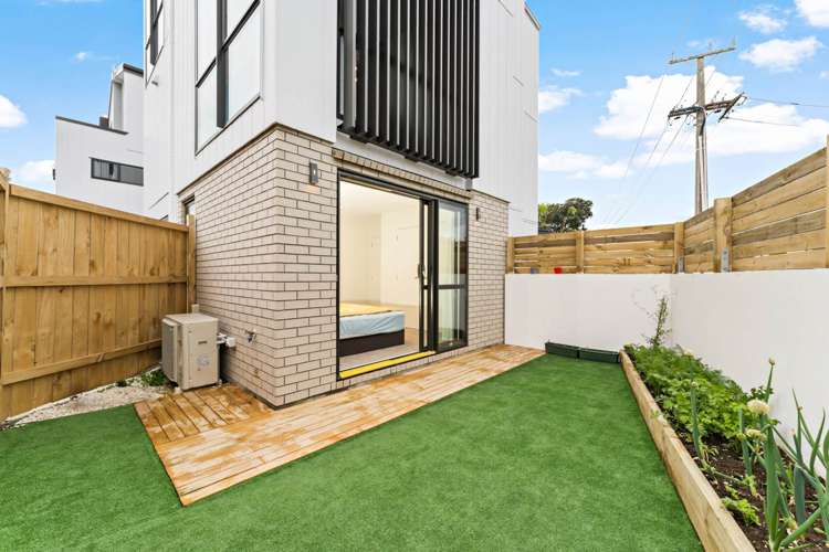 1/258 Lake Road Hauraki_18