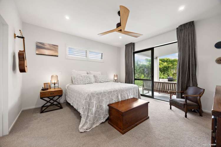 63 Angiangi Crescent Beachlands_11