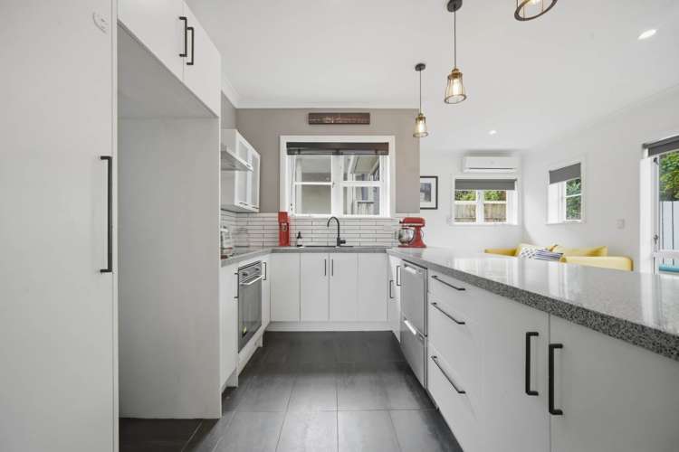 2/2/14 Hogans Road Glenfield_10