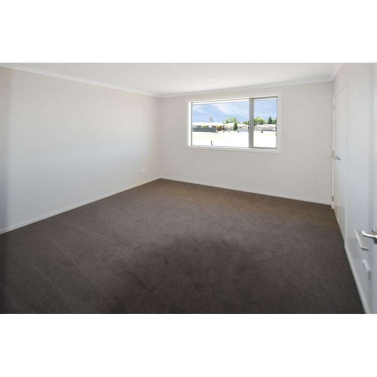 5 Lakeland Avenue Twizel_11