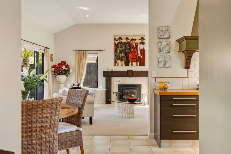 35 Mauritius Key Papamoa_5