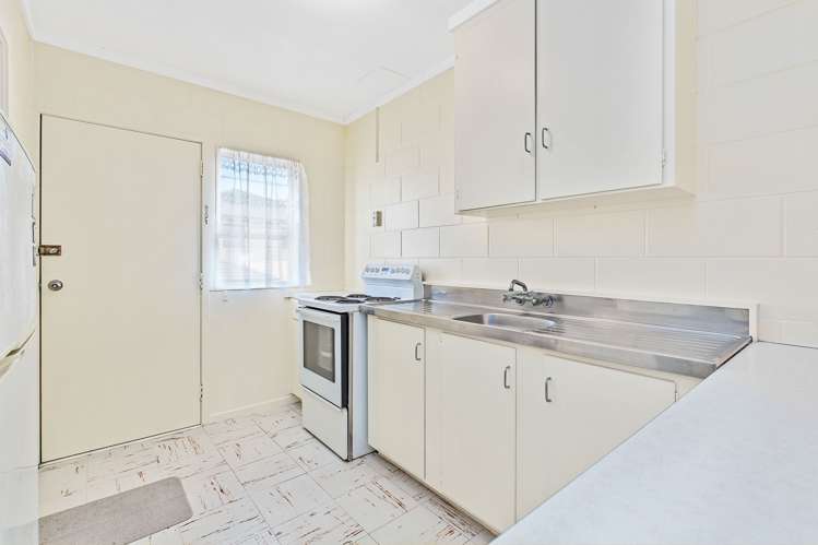 8/45 Blockhouse Bay Road Avondale_6