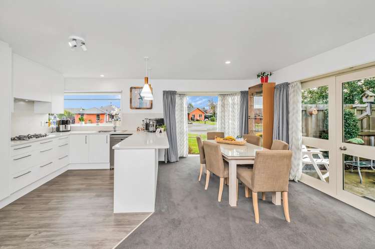 6 Oldham Place Darfield_1