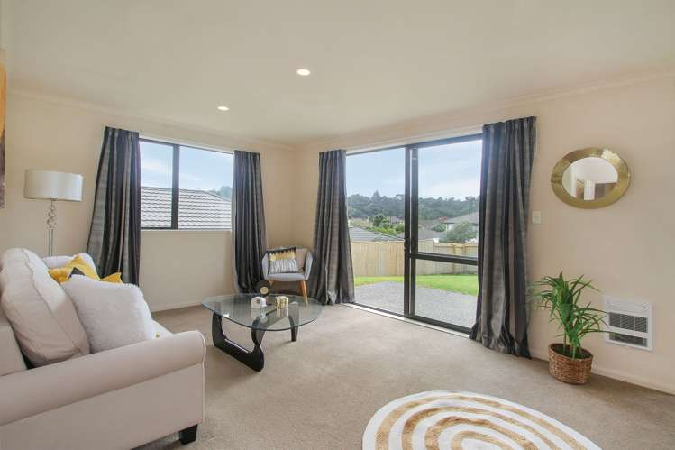 6 Thomas Hamer Place Greenhithe_2