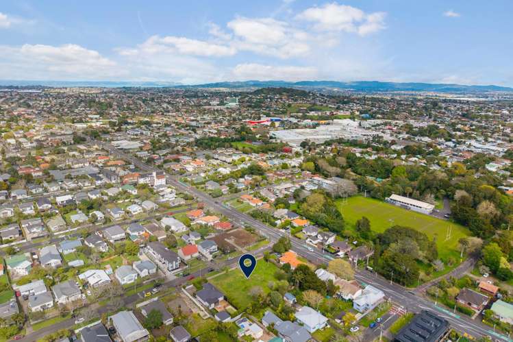 2 to 8 Parrish Road Sandringham_4