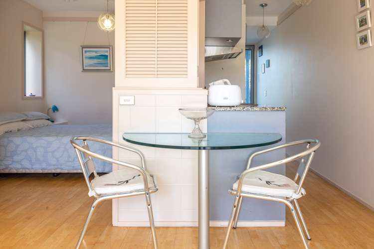 6/136 Ocean View Road Oneroa_11