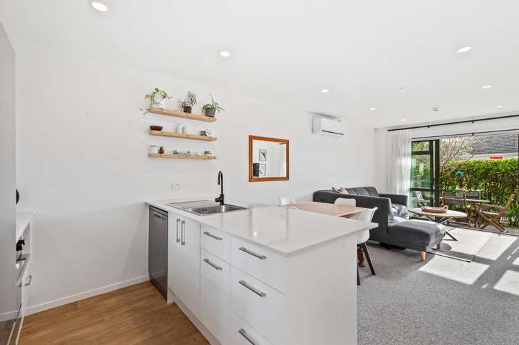 1c Shamrock Lane Te Atatu Peninsula_10