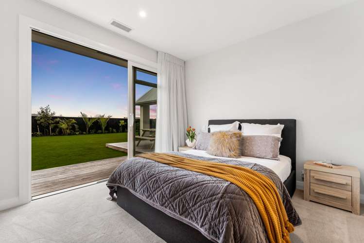 32 Sandpiper Avenue Point Wells_17