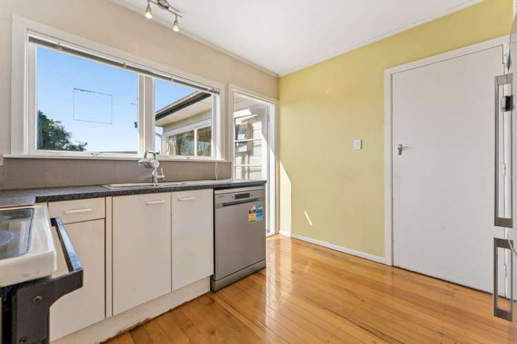 327 East Coast Road Mairangi Bay_9