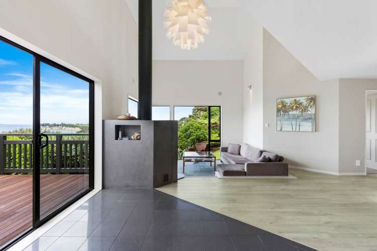 74 Kestrel Heights Arkles Bay_13