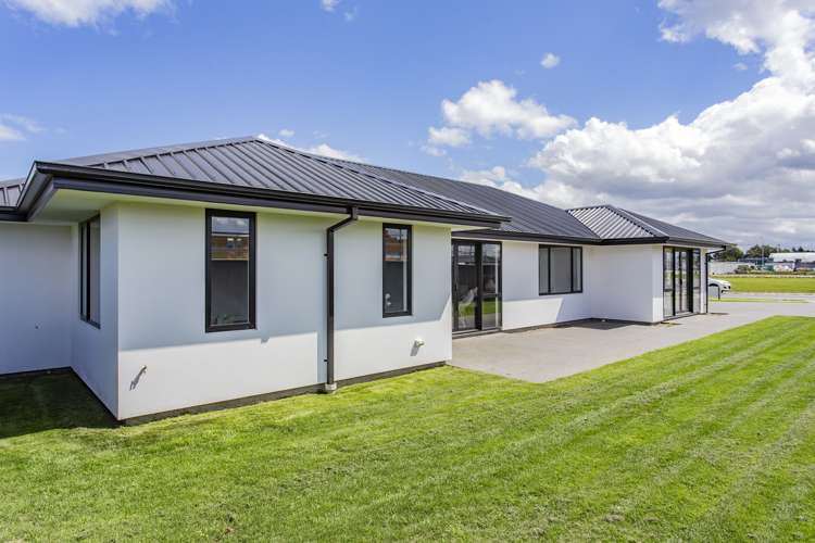9 Merino Crescent Amberley_11