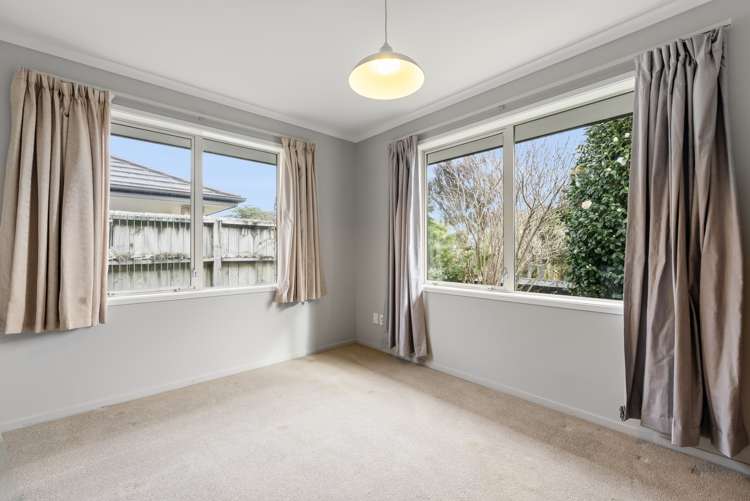 34 Jane Way Hairini_11