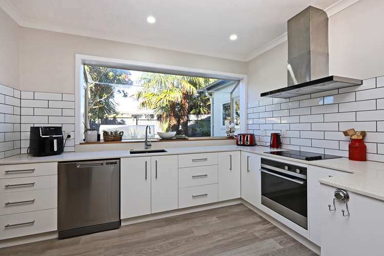 78 Avondale Road Taradale_5