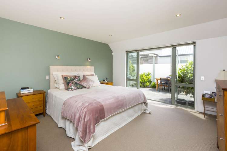 2 Vernon Grove Brown Owl_9