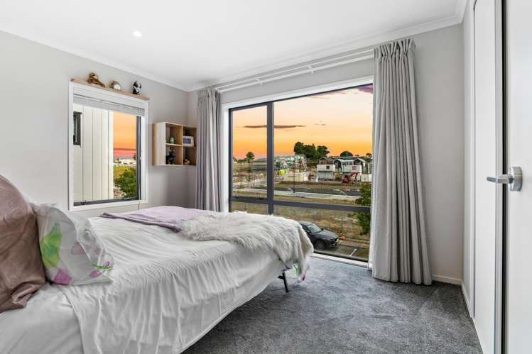 8 Kapia Road Westgate_10