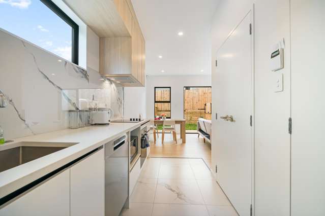 3/25 Abbotleigh Ave Te Atatu Peninsula_2