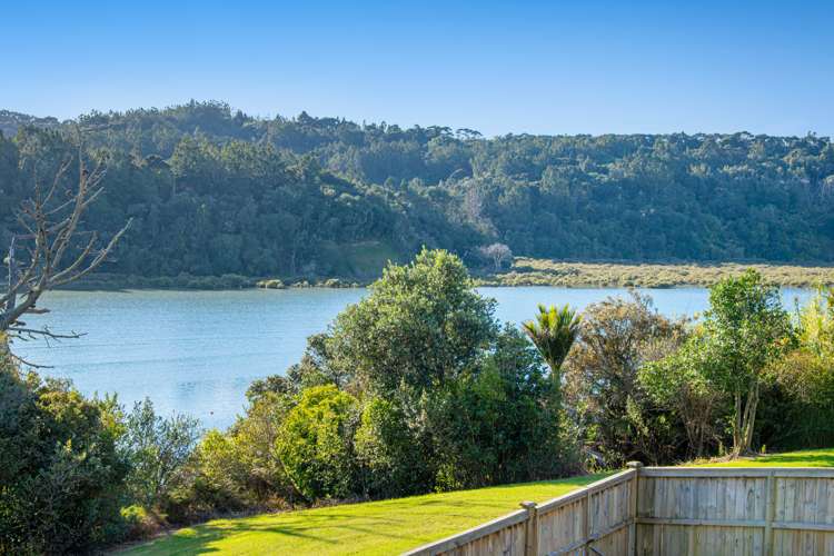 13 Deborah Place Okura_36