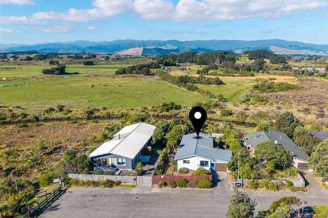 4 Moana Street Otaki Beach_3