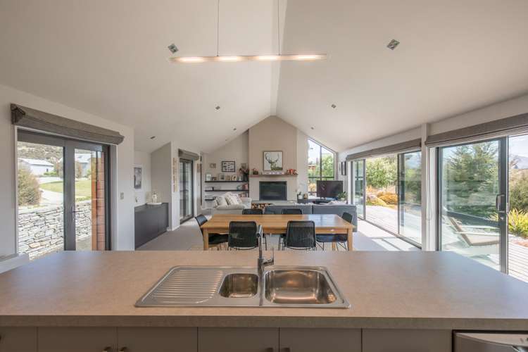 13 Matheson Crescent Albert Town_6