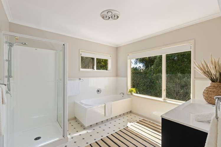 540 Mountain Road Lepperton_18