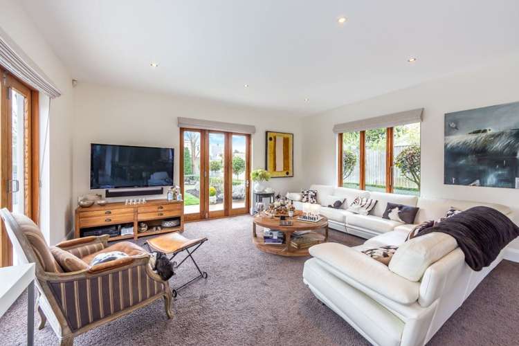 27 Wroxton Terrace Merivale_6