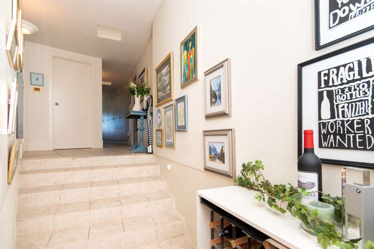 47 Cumberland Rise Taradale_11