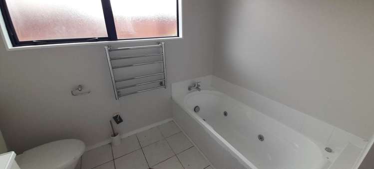 40 Ridgeway Road Pukekohe_15