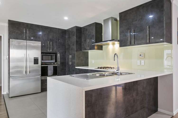 34 Erne Crescent East Tamaki_11